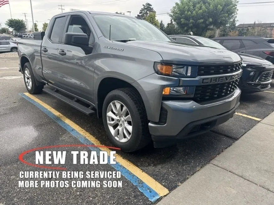 2020 Chevrolet Silverado 1500 Custom photo 1