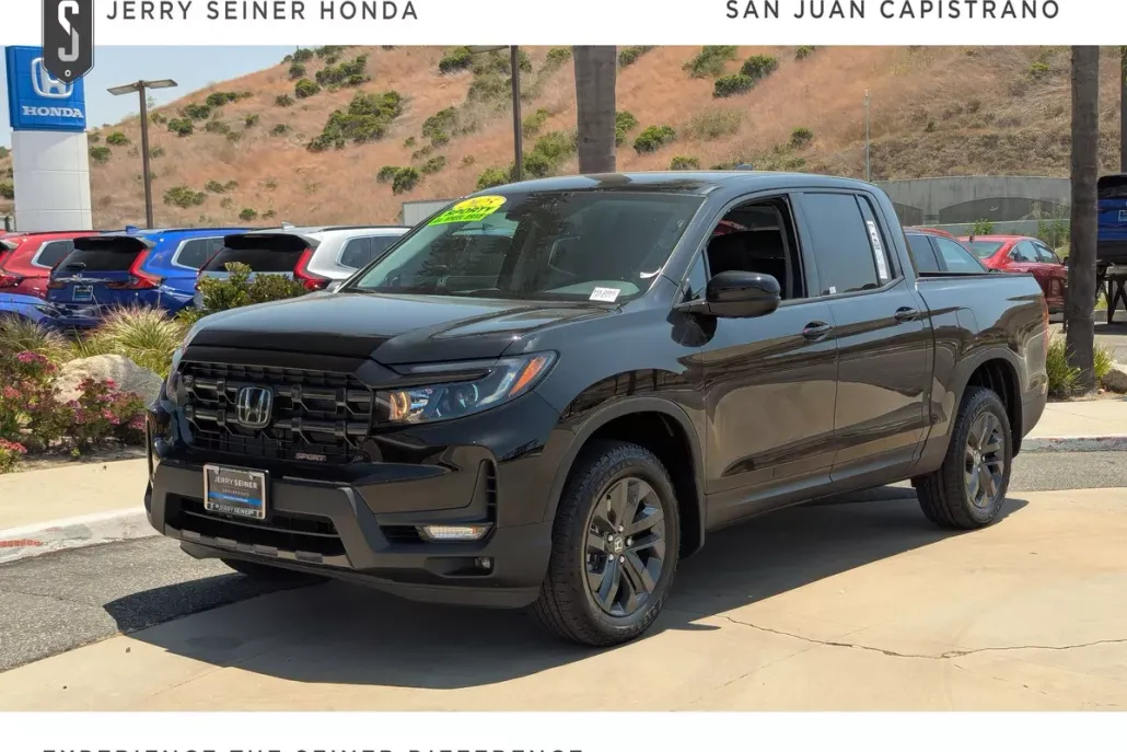 2025 Honda Ridgeline Sport photo 1