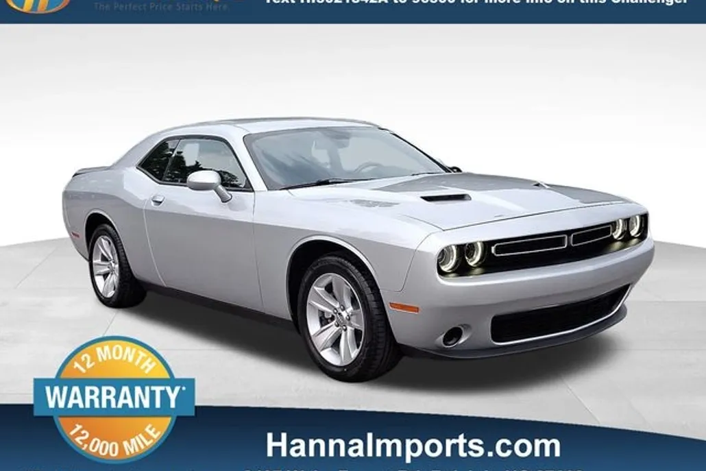 2023 Dodge Challenger SXT photo 1