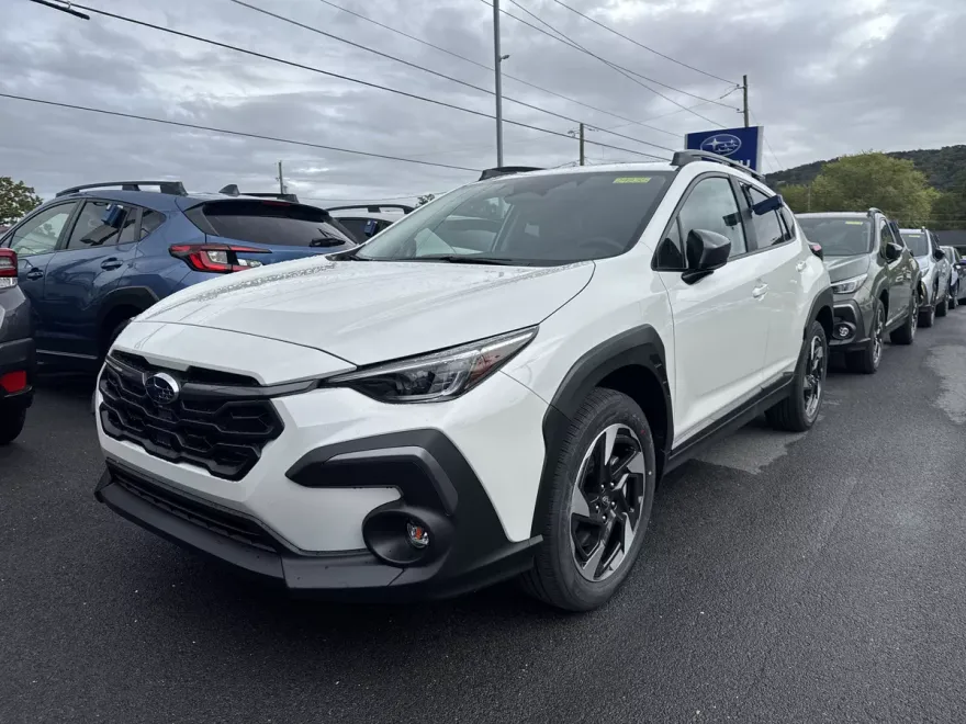 2025 Subaru Crosstrek Limited photo 1