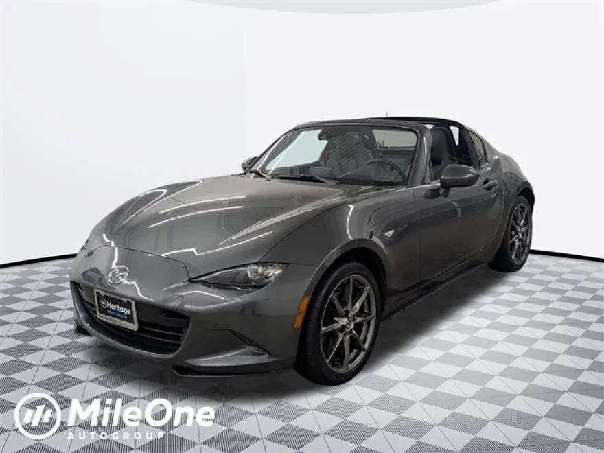 2017 Mazda MX-5 Miata RF Miata Grand Touring photo 1