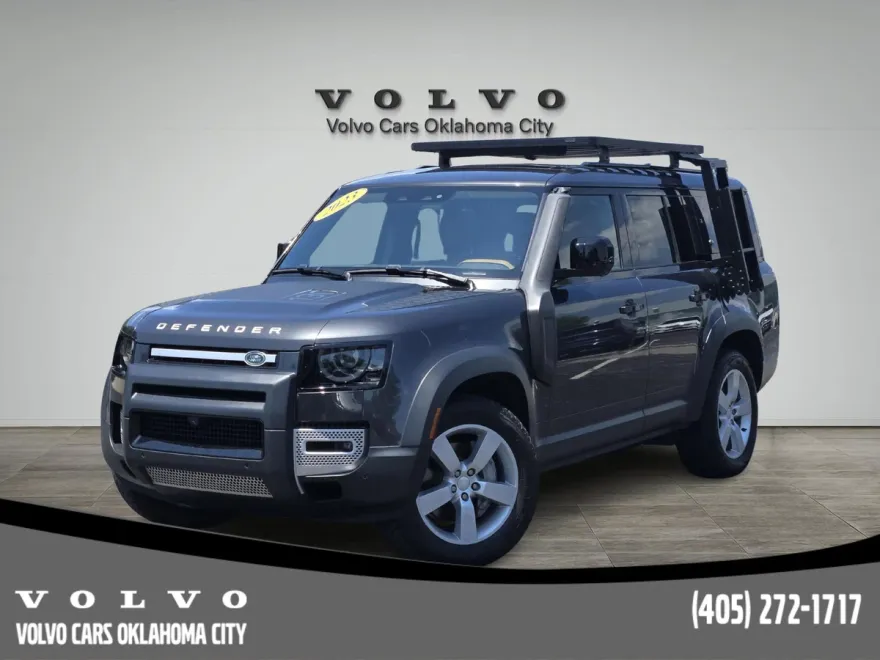 2023 Land Rover Defender 130 First Edition photo 1