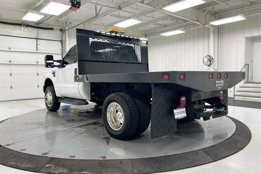 2009 Ford F-350 photo 1