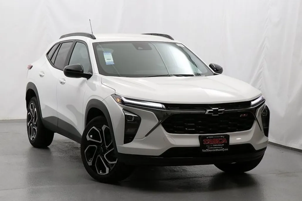 2025 Chevrolet Trax photo 1