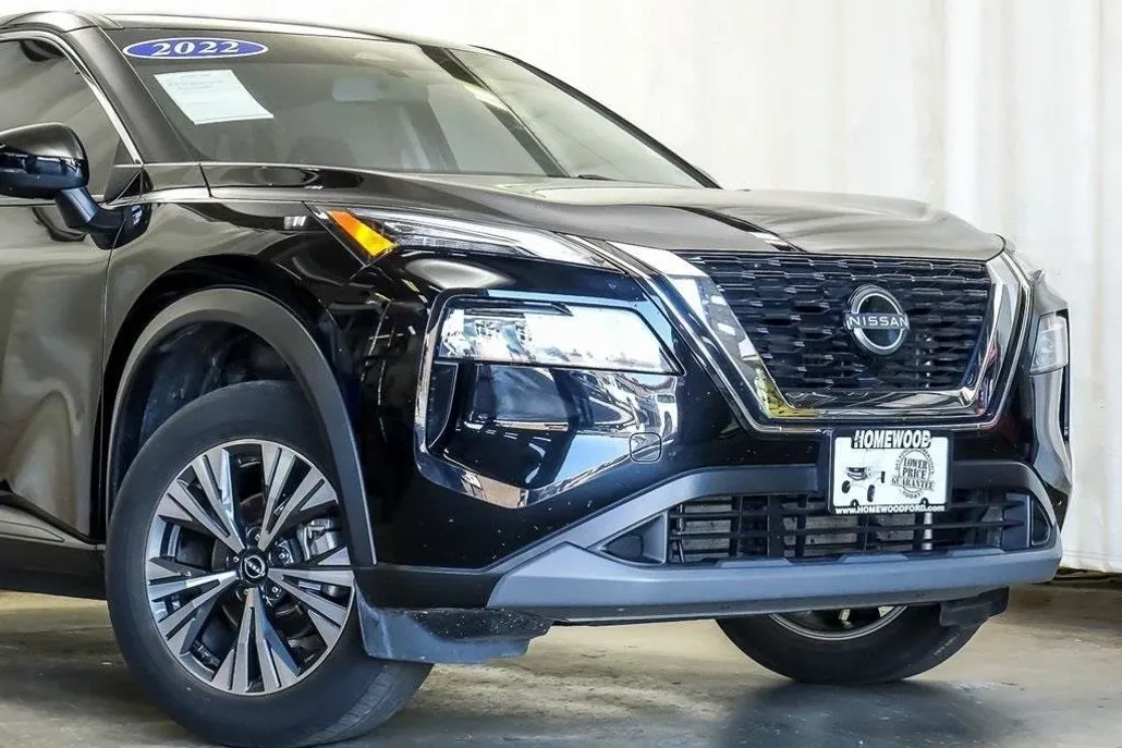 2023 Nissan Rogue SV photo 1