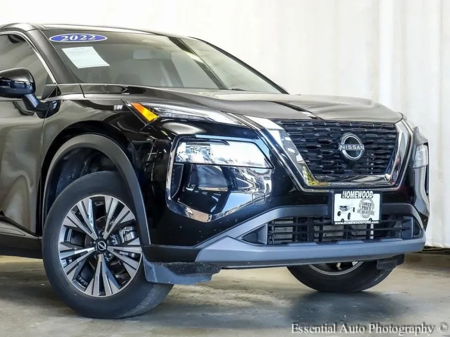 2023 Nissan Rogue SV photo 1