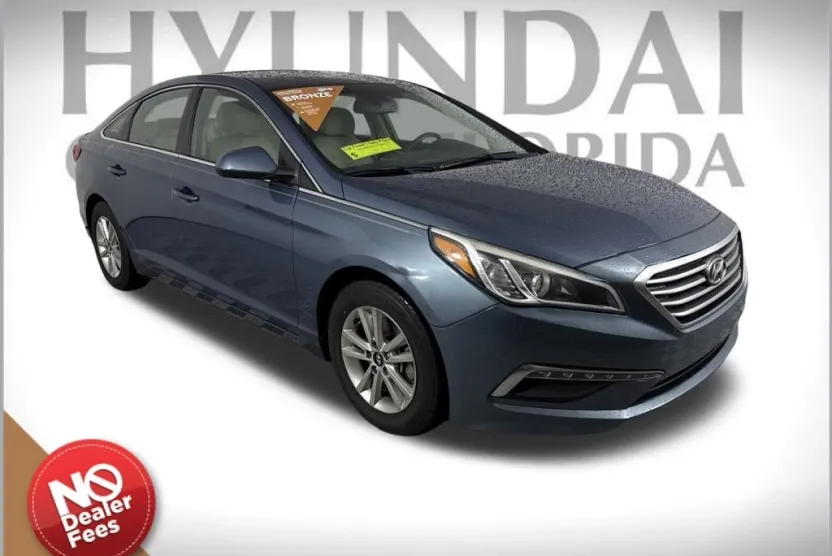 2015 Hyundai Sonata SE photo 1