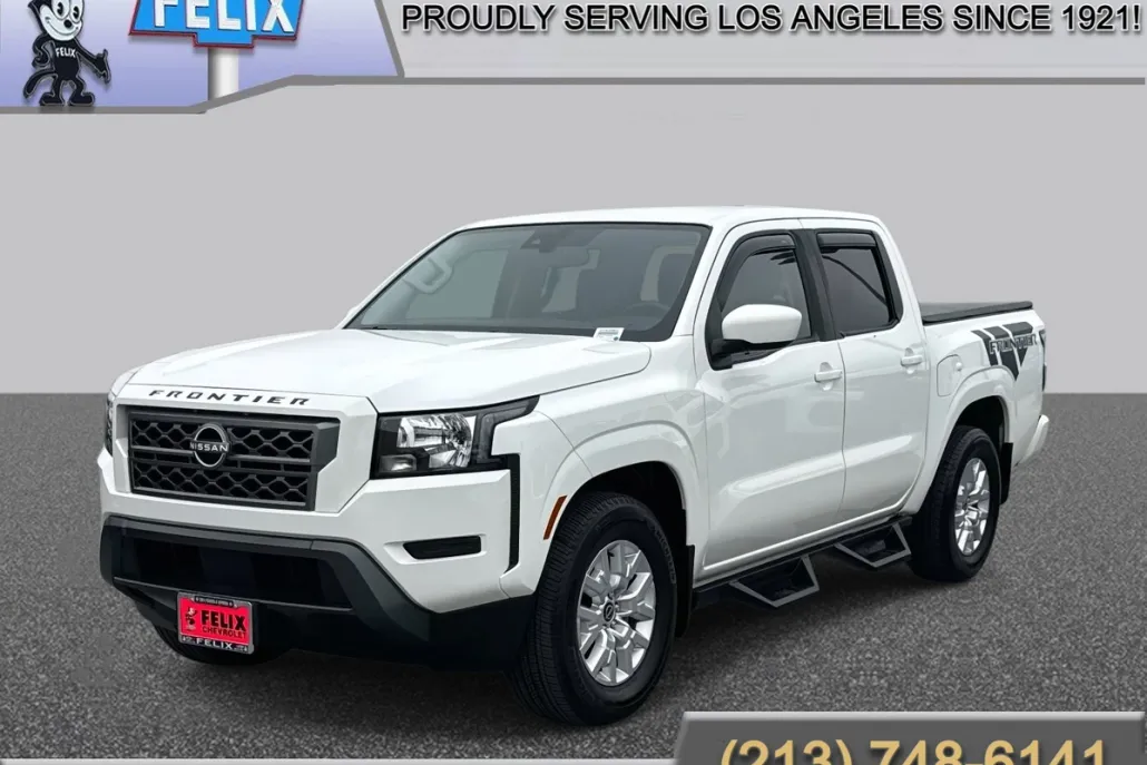 2023 Nissan Frontier SV photo 1