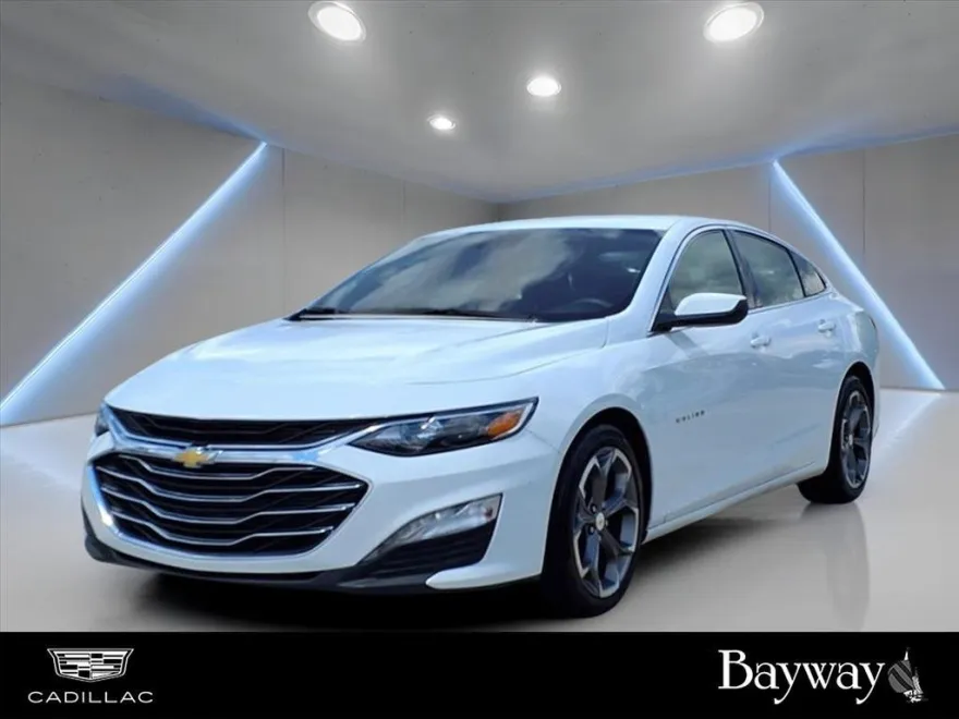 2023 Chevrolet Malibu 1LT photo 1