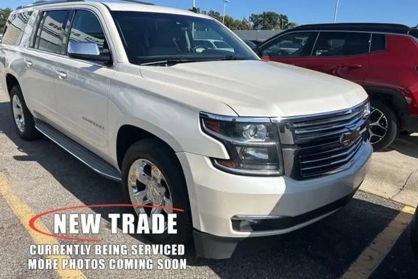 2015 Chevrolet Suburban LTZ photo 1