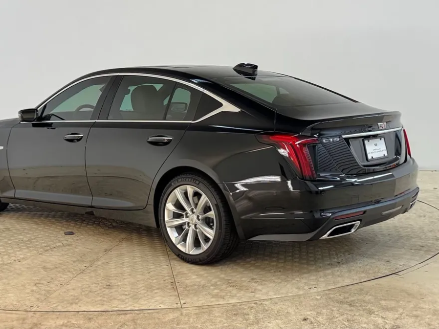 2025 Cadillac CT5 Premium Luxury photo 1
