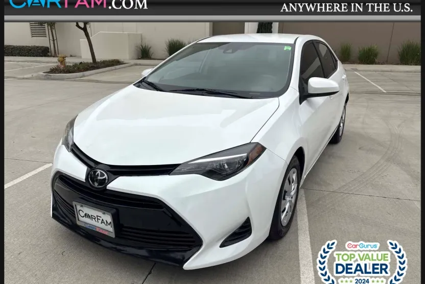 2019 Toyota Corolla L photo 1