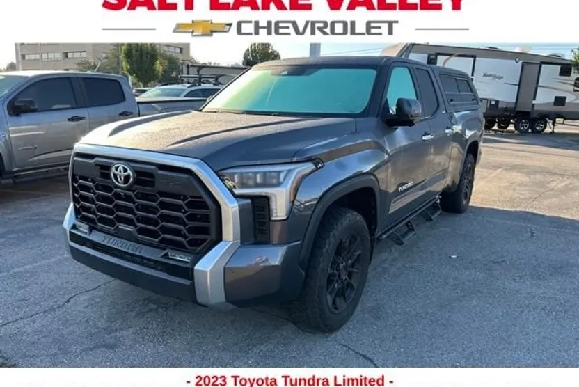 2023 Toyota Tundra Limited photo 1
