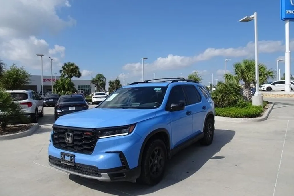 2024 Honda Pilot TrailSport photo 1