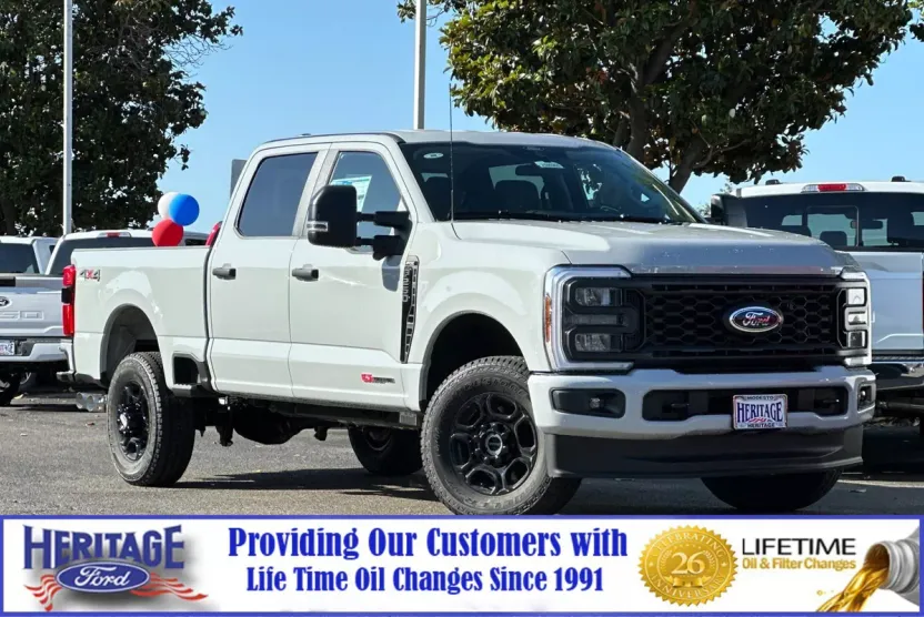 2025 Ford F-250 photo 1