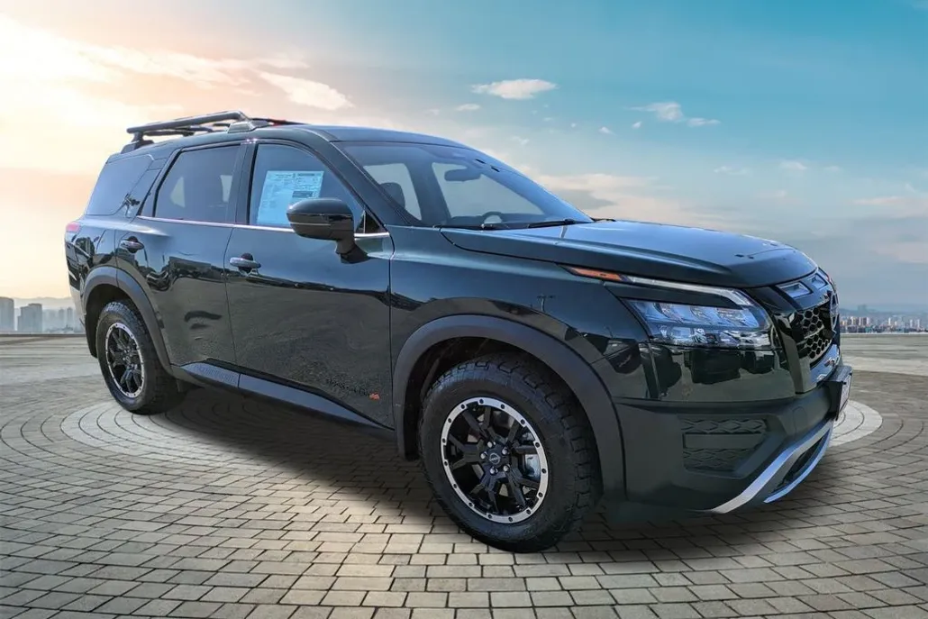 2025 Nissan Pathfinder Rock Creek photo 1
