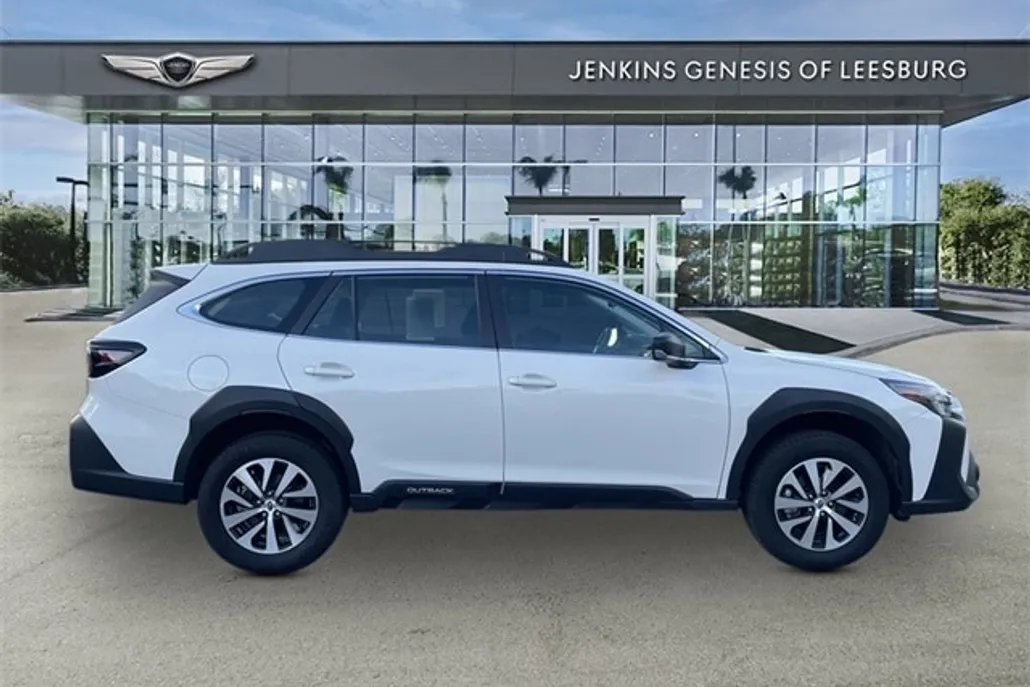 2024 Subaru Outback 2.5i photo 1