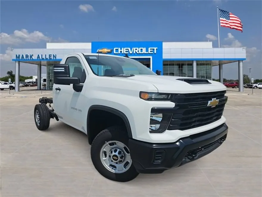 2024 Chevrolet Silverado 2500HD photo 1