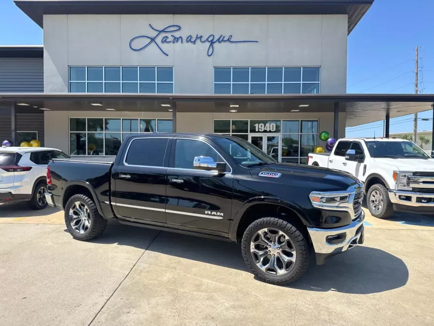 2022 Ram 1500 Limited photo 1