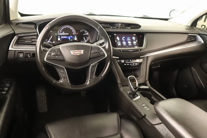 2019 Cadillac XT5 Luxury photo 1