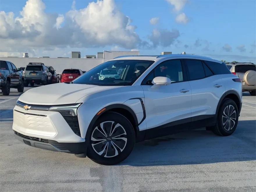 2024 Chevrolet Blazer EV photo 1