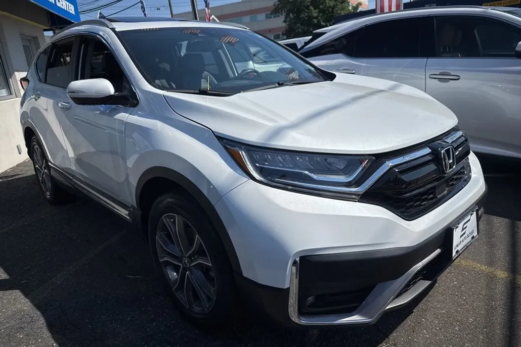 2022 Honda CR-V Touring photo 1