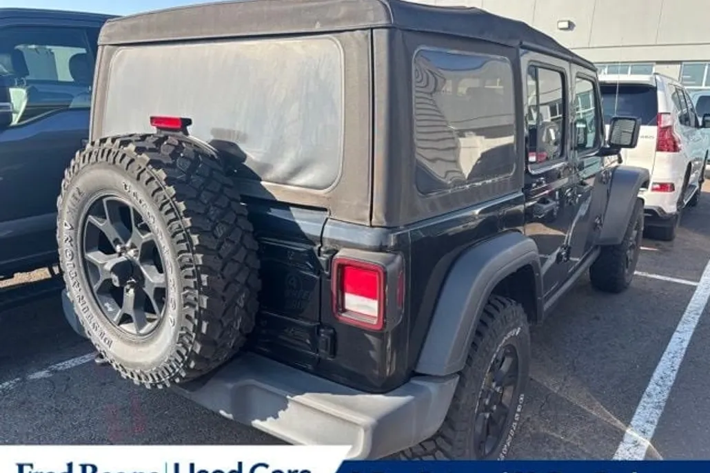 2021 Jeep Wrangler Unlimited Willys photo 1