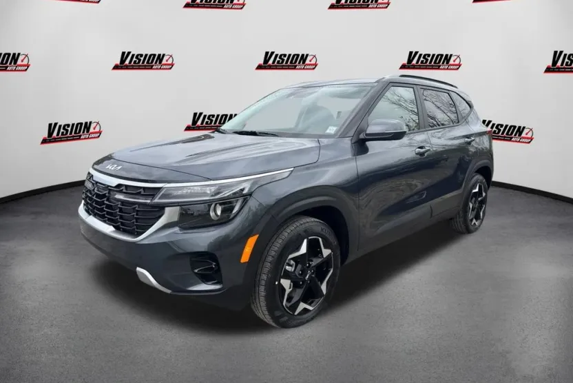 2025 Kia Seltos S photo 1