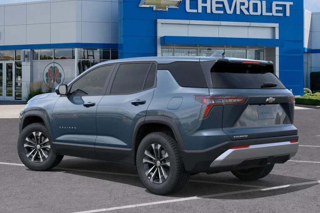 2026 Chevrolet Equinox LT photo 1