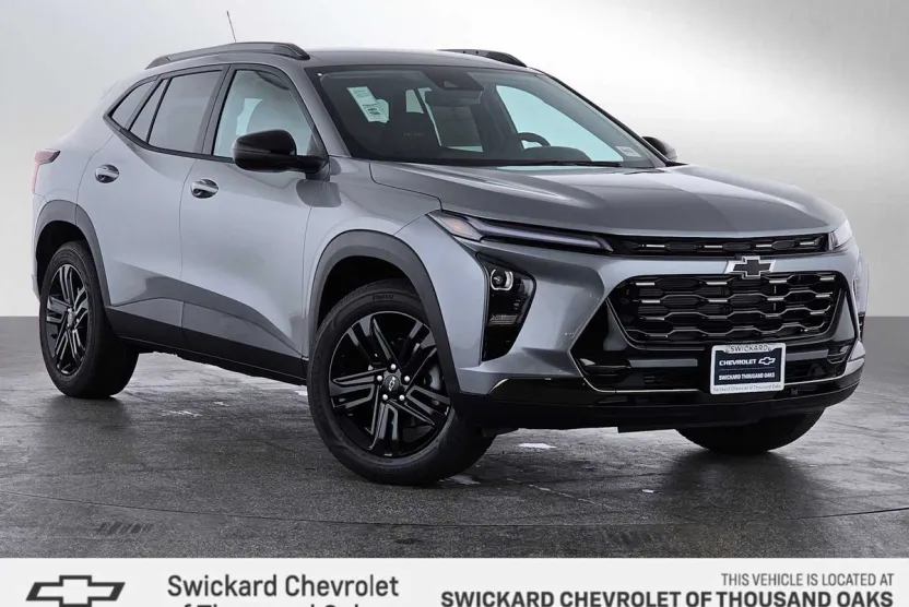 2026 Chevrolet Trax ACTIV photo 1