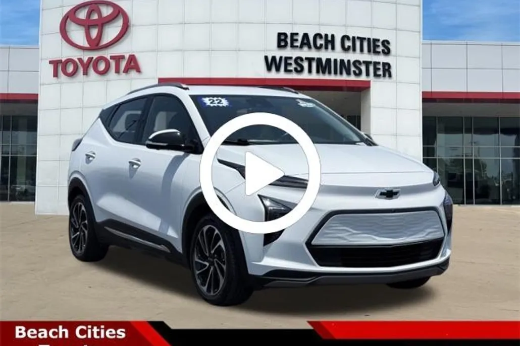2022 Chevrolet Bolt EUV Premier photo 1