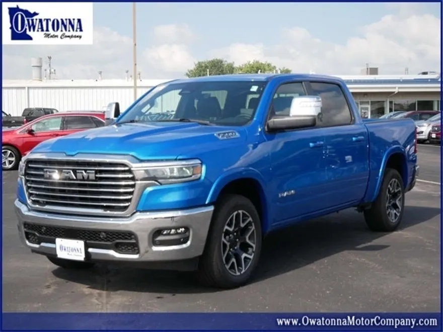 2025 Ram 1500 Laramie photo 1