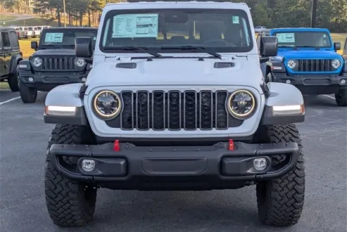 2025 Jeep Gladiator Rubicon photo 3