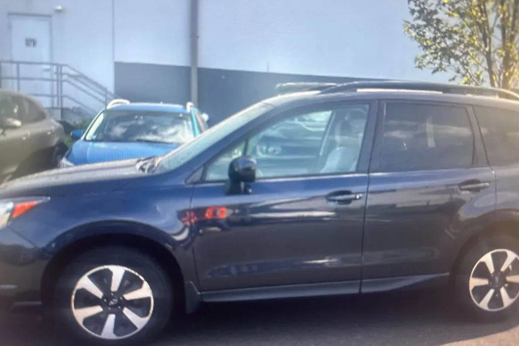 2018 Subaru Forester Premium photo 1