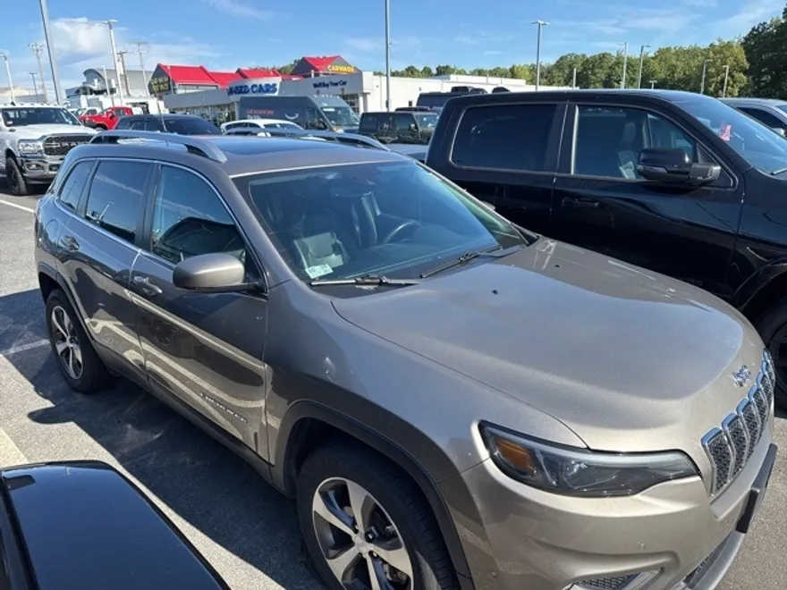 2021 Jeep Cherokee Limited photo 1