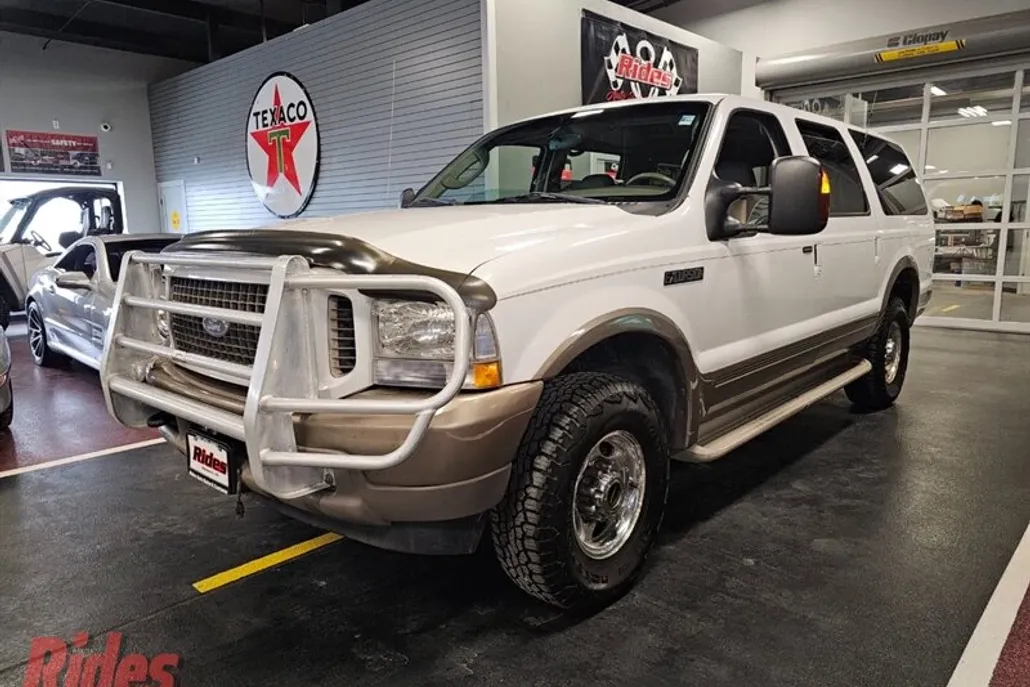 2004 Ford Excursion Eddie Bauer photo 1