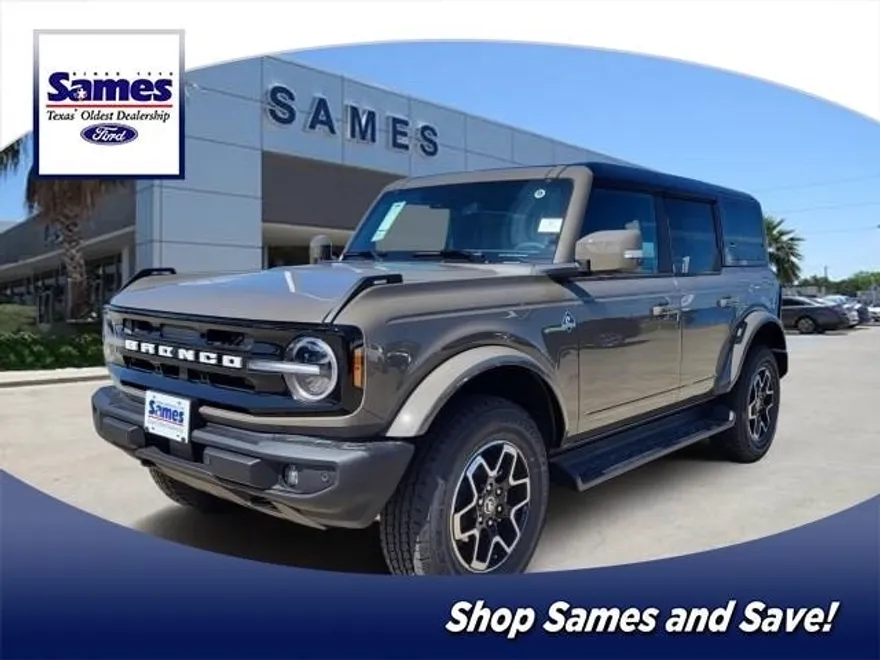 2025 Ford Bronco Outer Banks photo 1