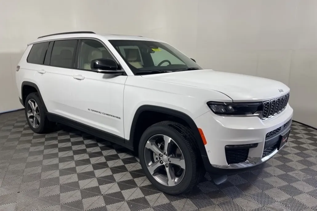 2025 Jeep Grand Cherokee Limited photo 1