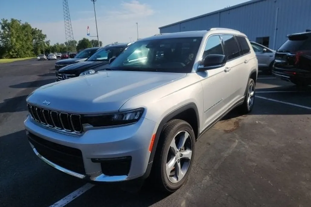 2022 Jeep Grand Cherokee Limited photo 1