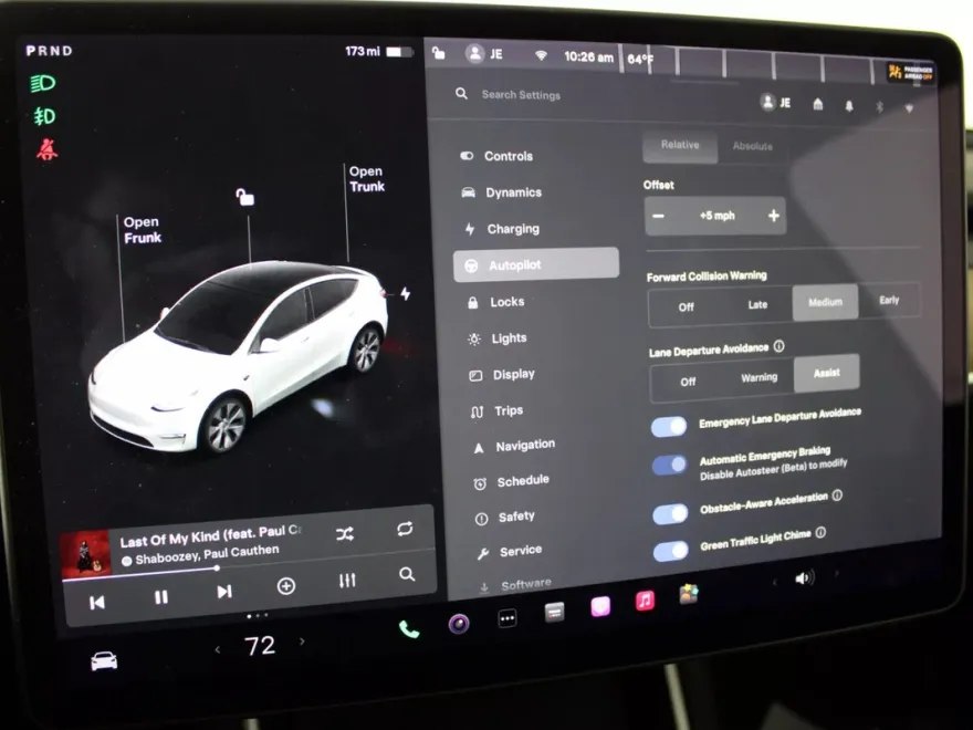 2020 Tesla Model Y Long Range photo 16