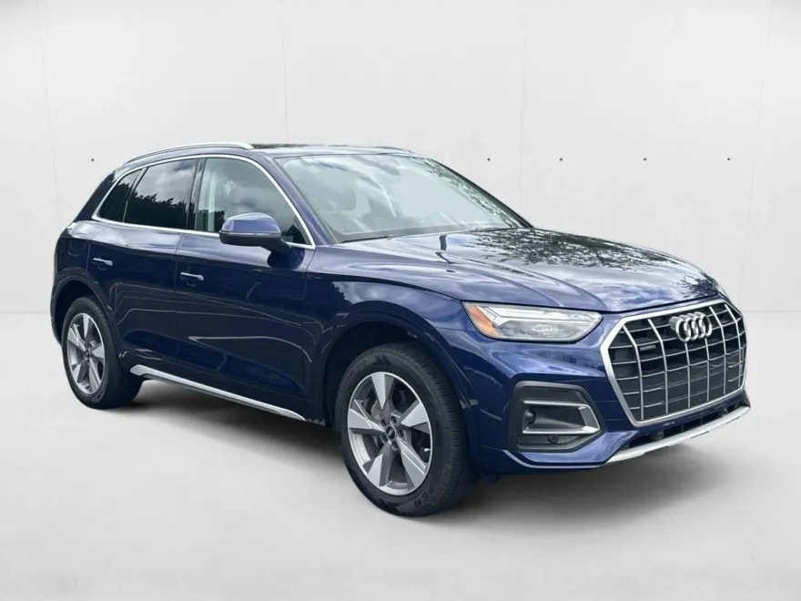 2023 Audi Q5 Premium 40 TFSI photo 1