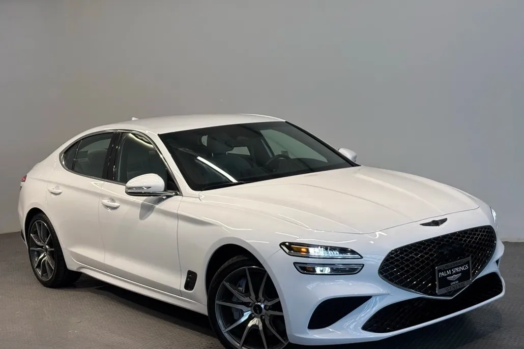 2025 Genesis G70 2.5T photo 1
