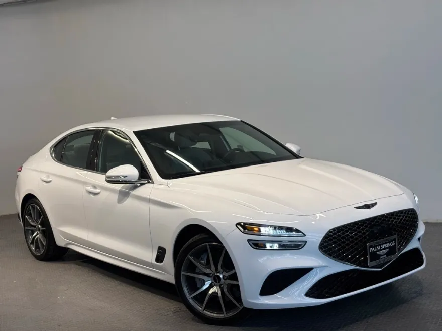 2025 Genesis G70 2.5T photo 1