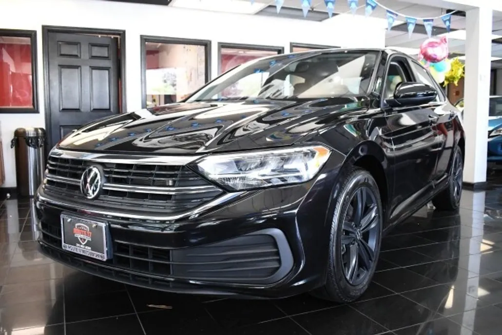 2024 Volkswagen Jetta 1.5T SE photo 1