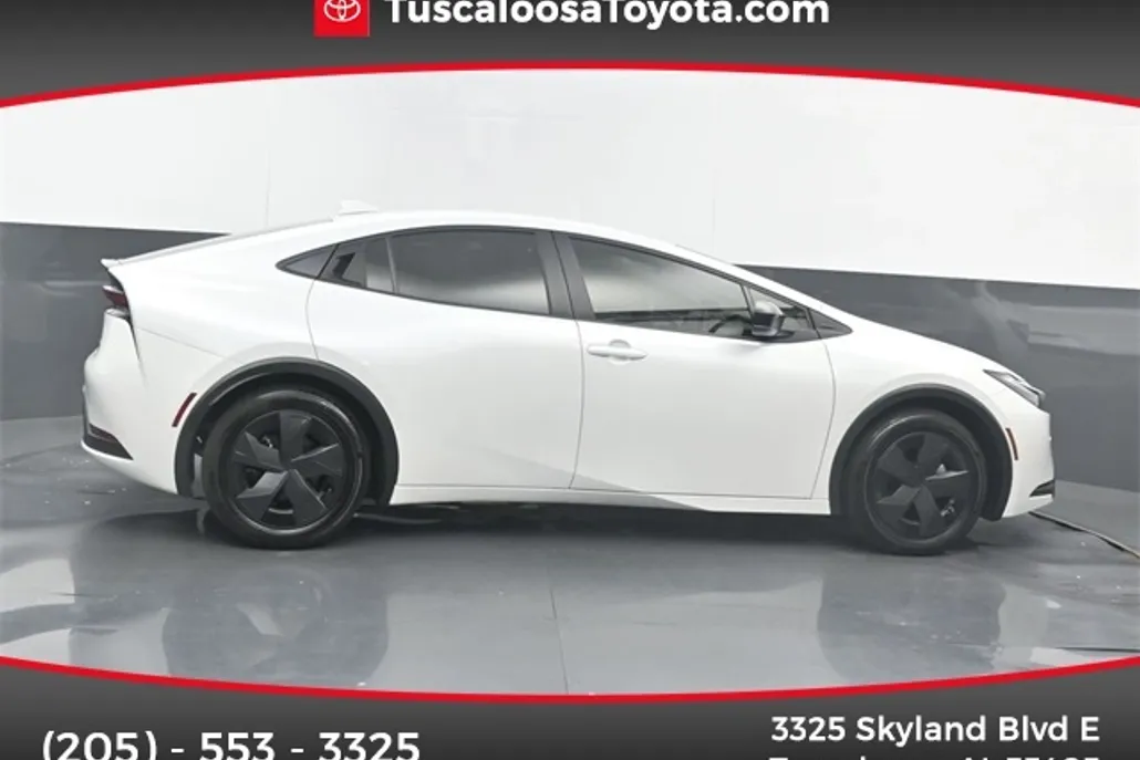 2024 Toyota Prius Limited photo 1