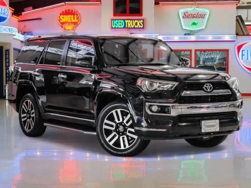 2018 Toyota 4Runner Limited photo 1