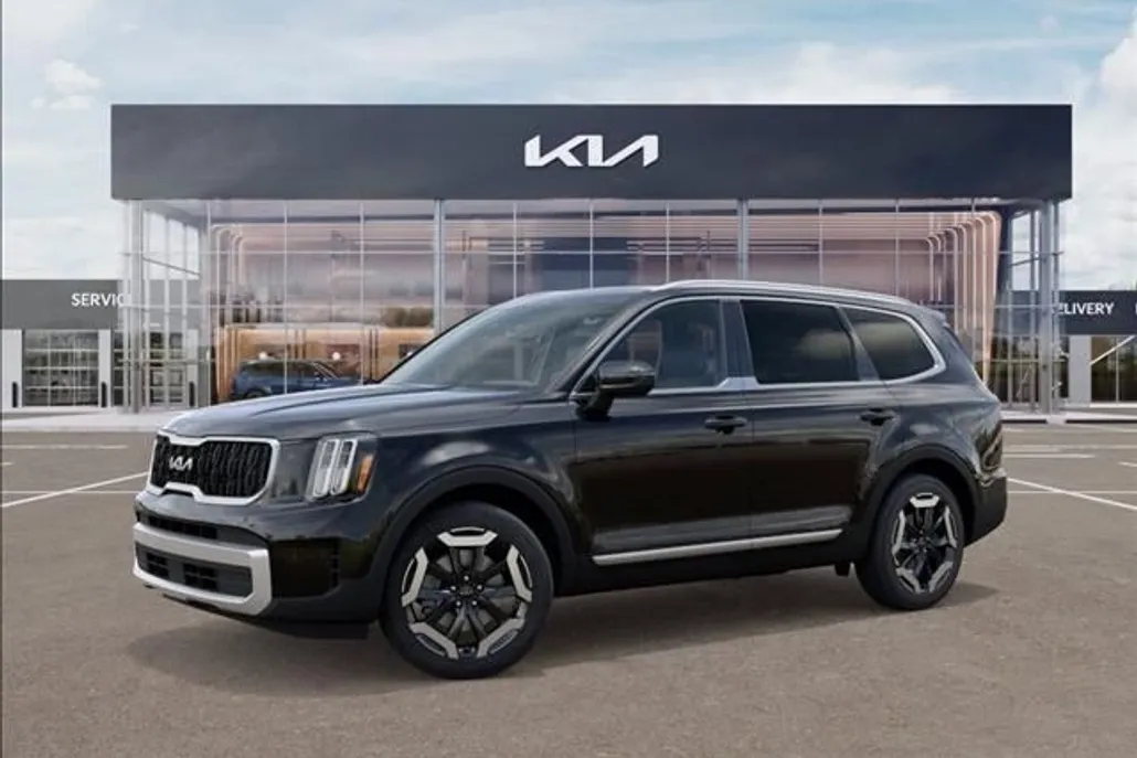 2025 Kia Telluride EX photo 1