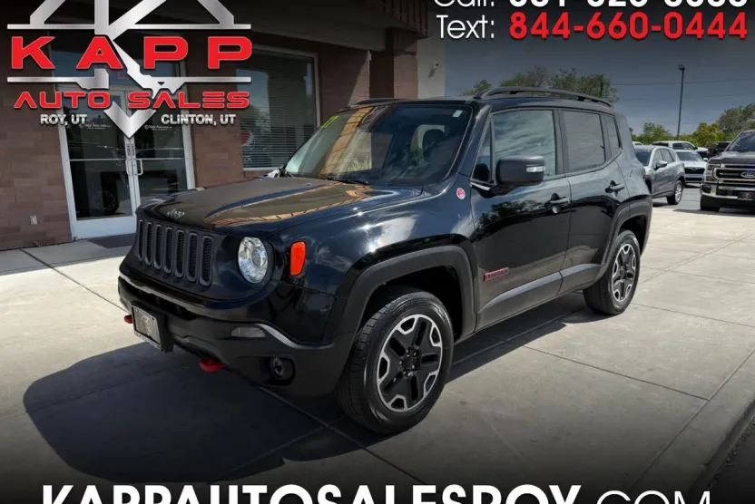 2017 Jeep Renegade Trailhawk photo 1
