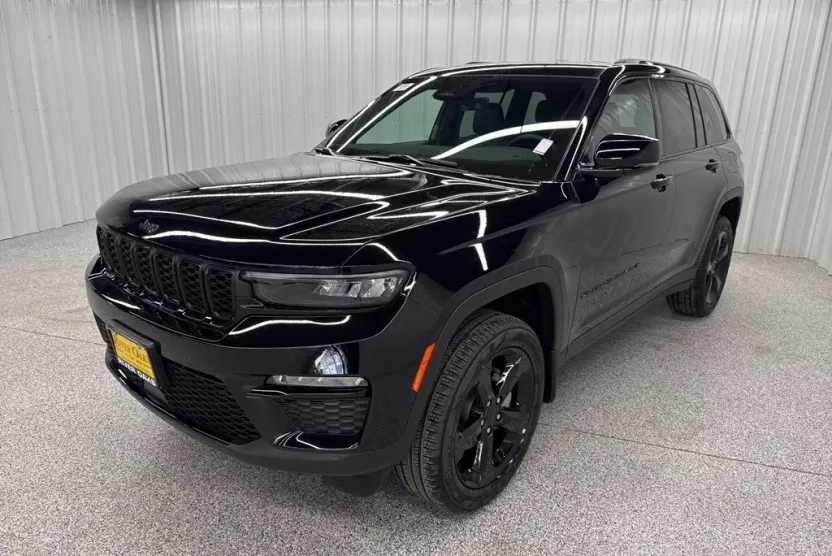 2025 Jeep Grand Cherokee Limited photo 1