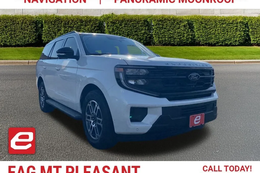 2025 Ford Expedition photo 1